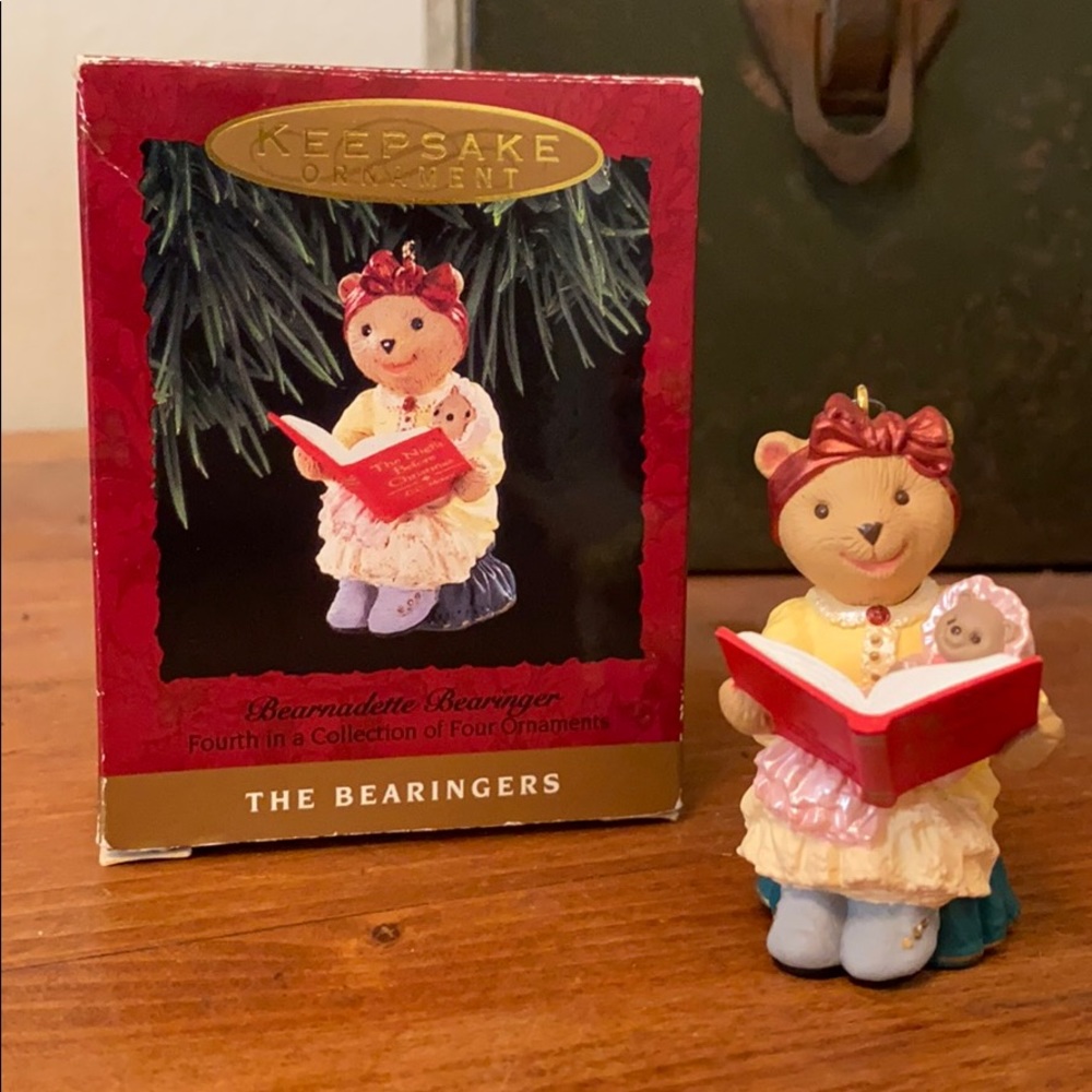 🎄Hallmark Keepsake Ornament The Bearingers (1993)